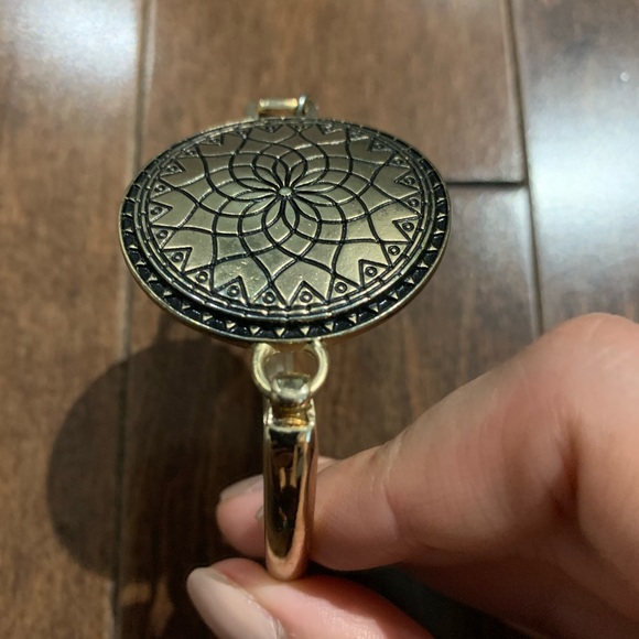 Boutique bracelet - Picture 5 of 6